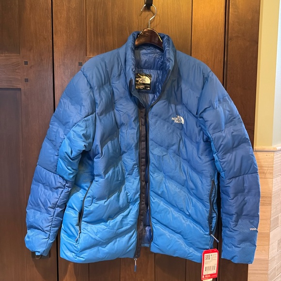 North Face Men’s Coat size L Fuse Form